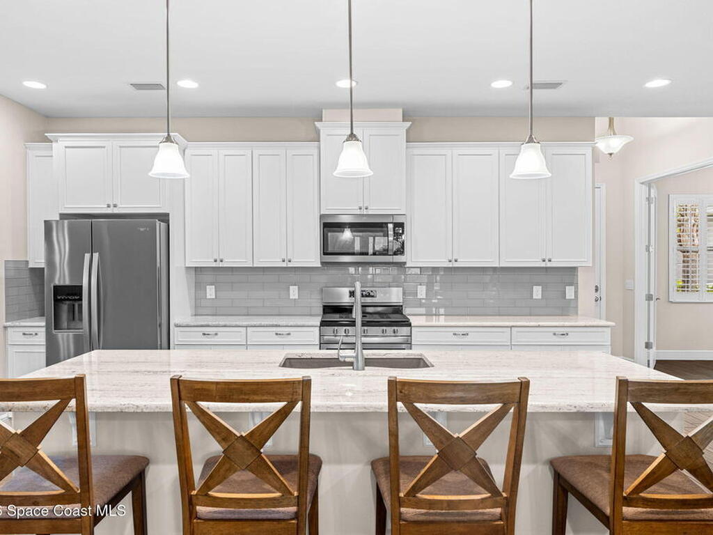 7377 Bluemink Lane, Melbourne, FL 32940