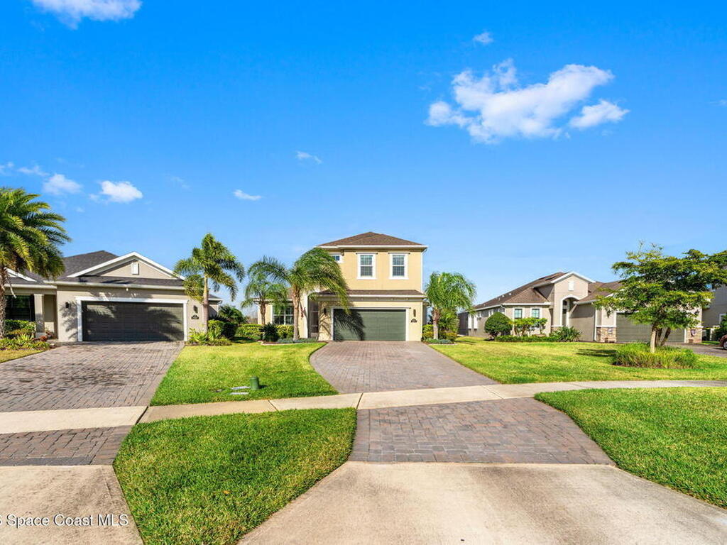 7377 Bluemink Lane, Melbourne, FL 32940