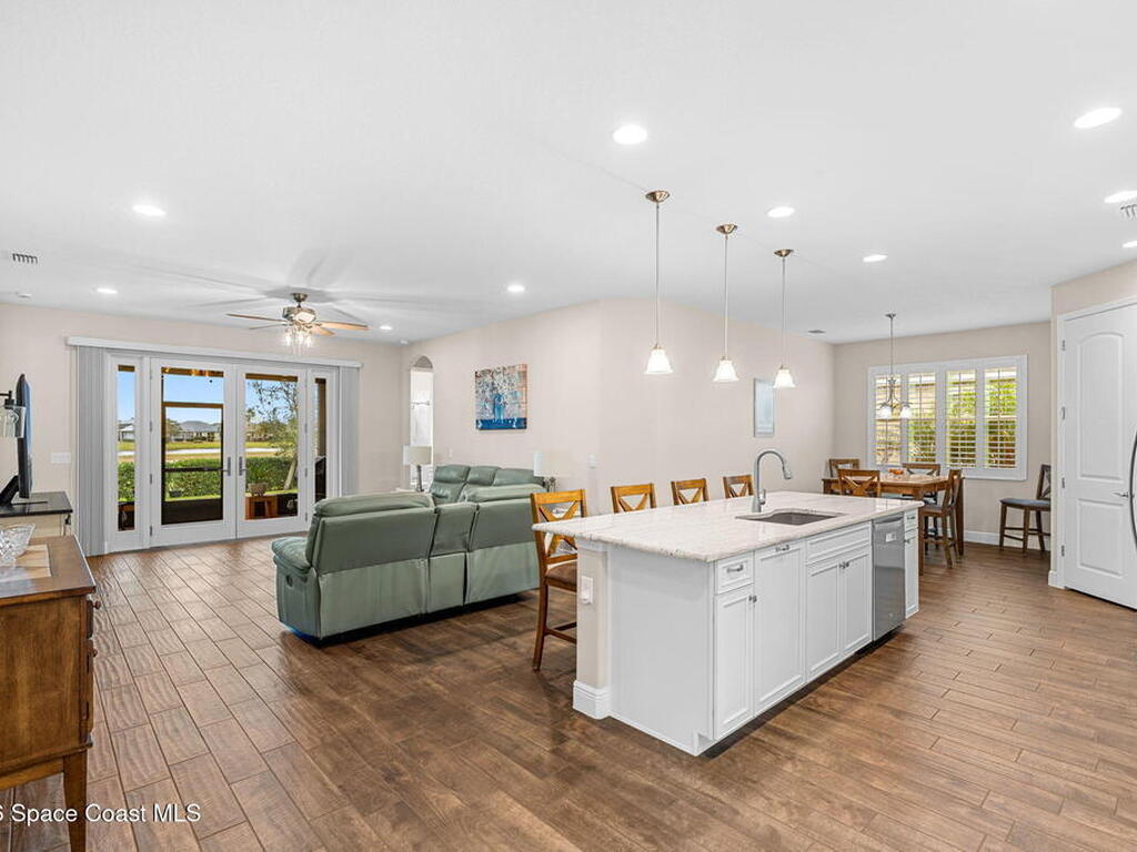 7377 Bluemink Lane, Melbourne, FL 32940