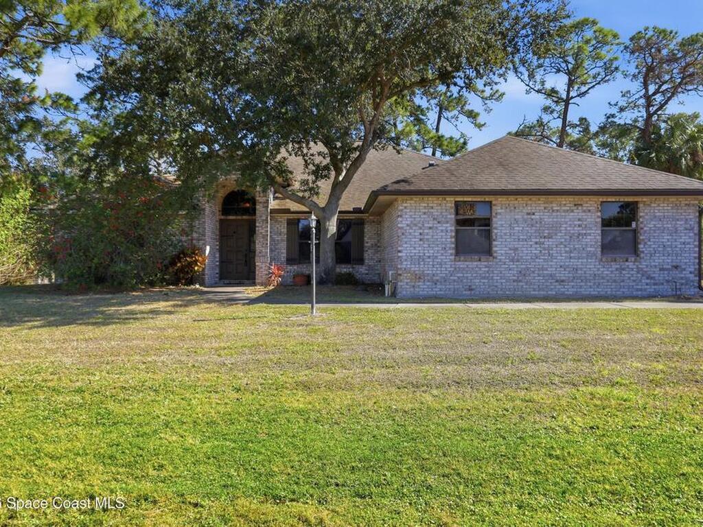 1031 Peacock Avenue, Palm Bay, FL 32907