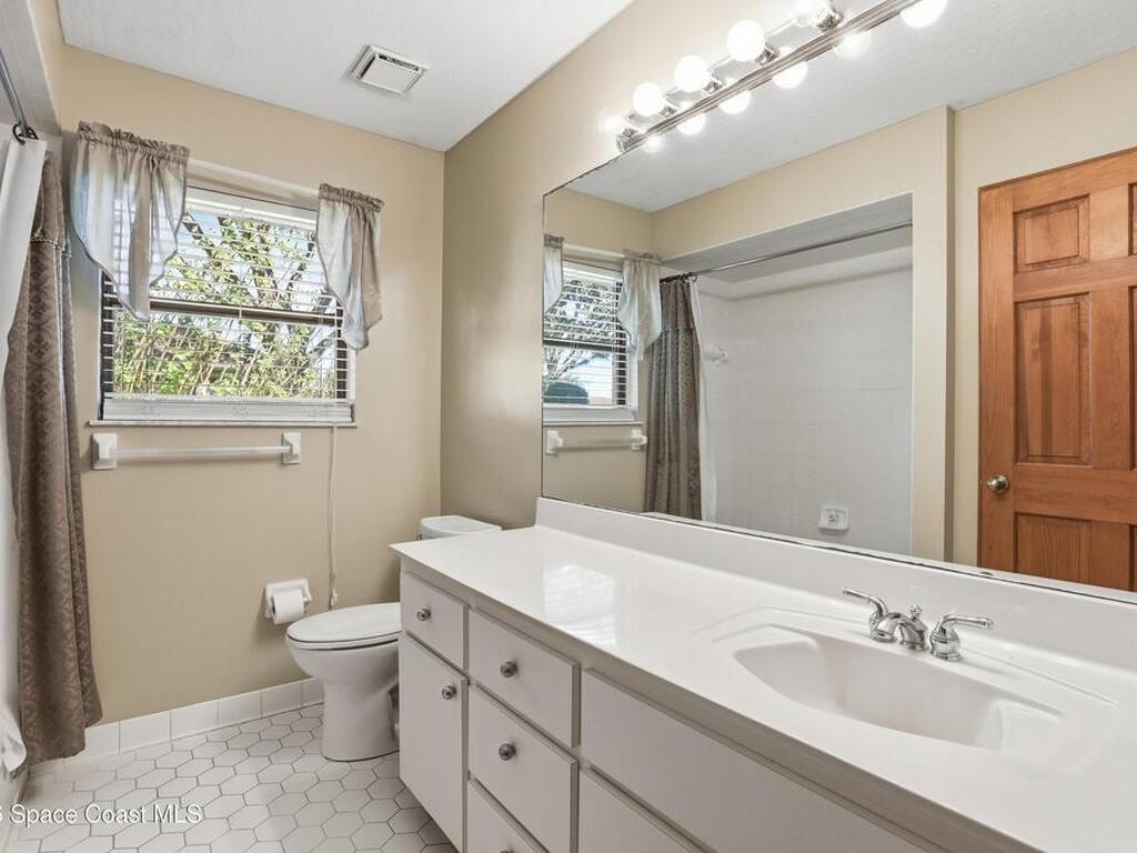 1031 Peacock Avenue, Palm Bay, FL 32907