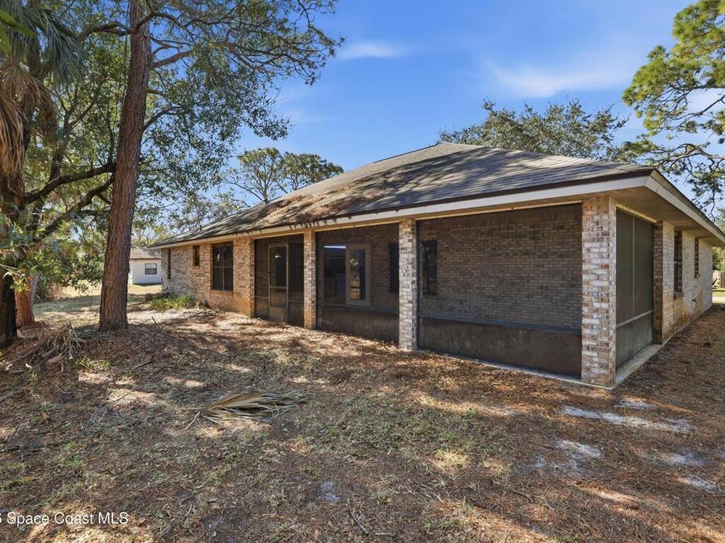 1031 Peacock Avenue, Palm Bay, FL 32907