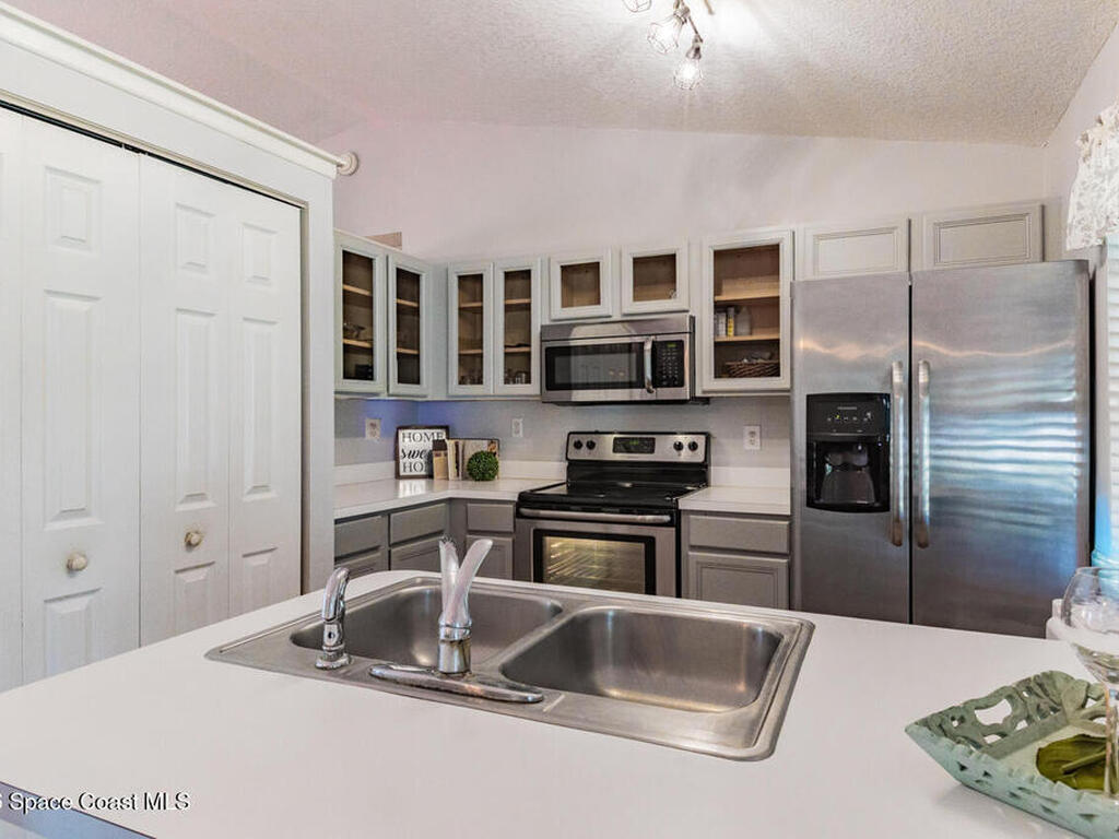 1117 Sapphire Street, Palm Bay, FL 32909