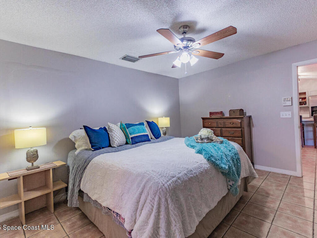 1117 Sapphire Street, Palm Bay, FL 32909