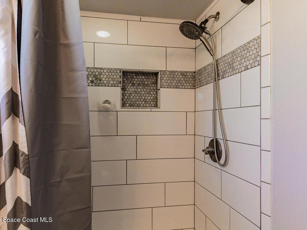 1117 Sapphire Street, Palm Bay, FL 32909