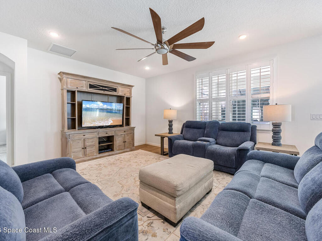 2821 Bobby Jones Street, West Melbourne, FL 32904