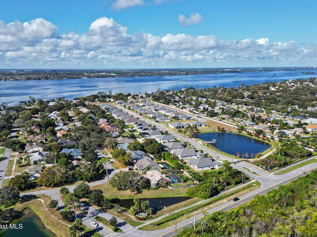 1220 Rebecca Drive, Merritt Island, FL 32952