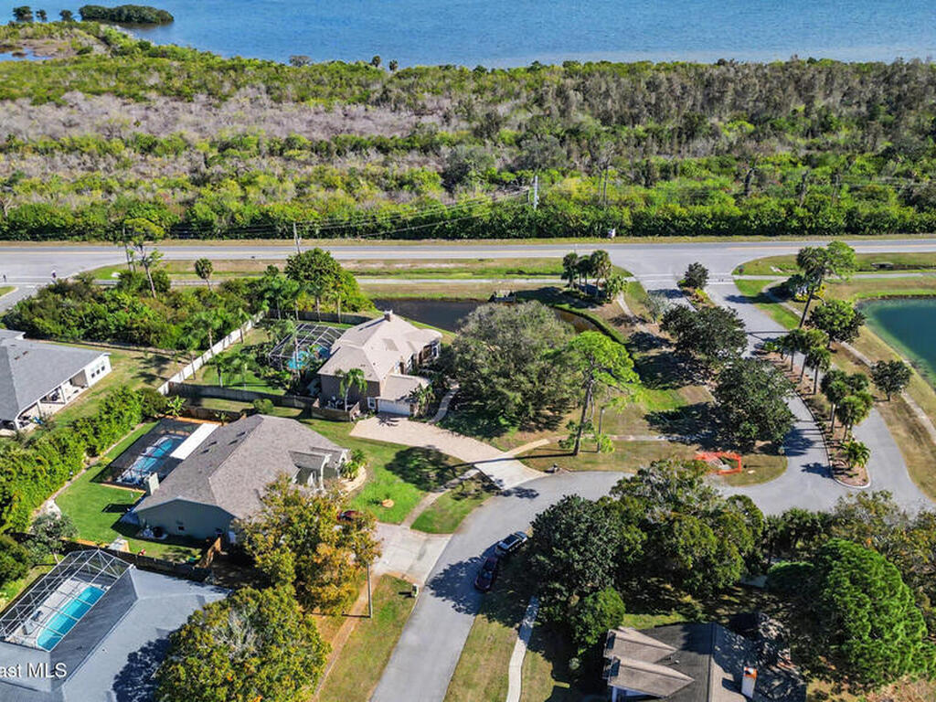 1220 Rebecca Drive, Merritt Island, FL 32952