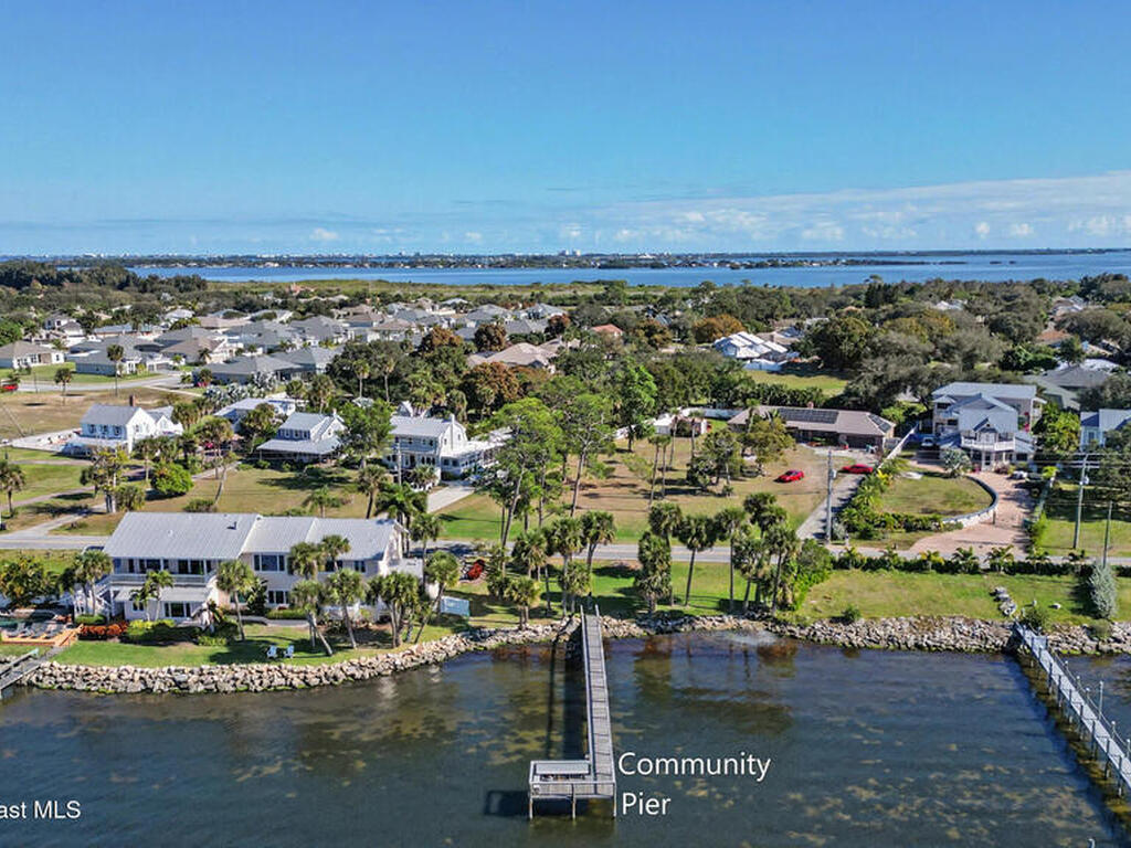 1220 Rebecca Drive, Merritt Island, FL 32952