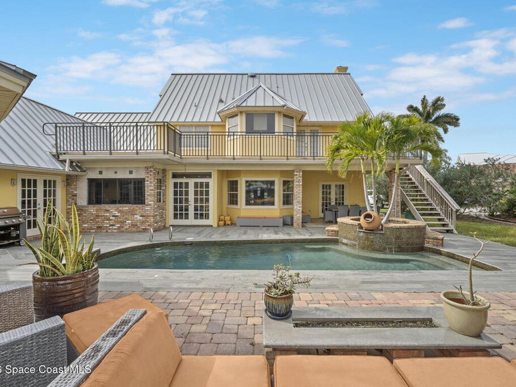 250 Lanternback Island Drive, Satellite Beach, FL 32937