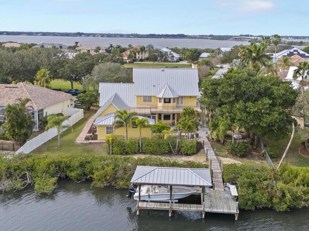 250 Lanternback Island Drive, Satellite Beach, FL 32937
