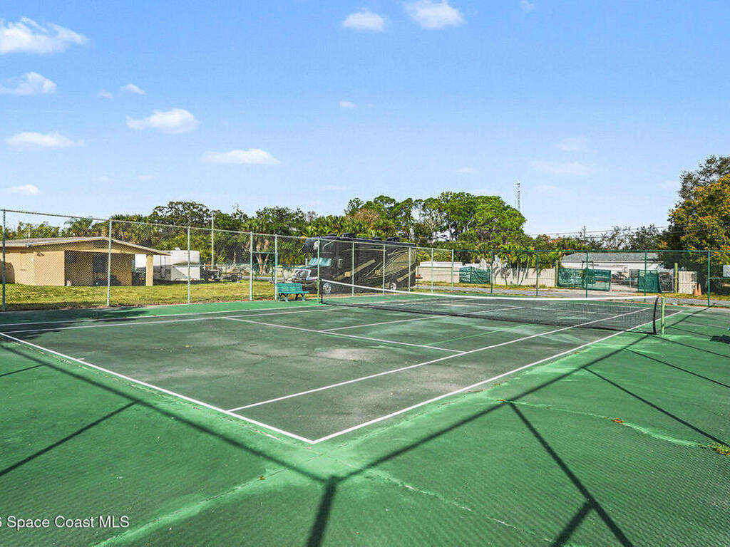 2135 N Courtenay Parkway, Merritt Island, FL 32953