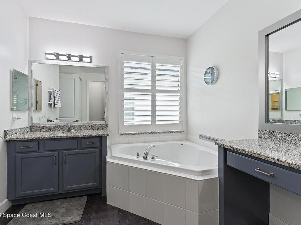 11798 SW Waterford Isle Way, Port St. Lucie, FL 34987