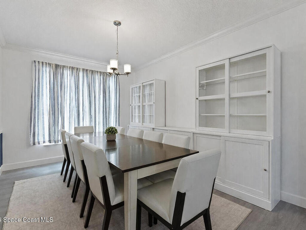 11798 SW Waterford Isle Way, Port St. Lucie, FL 34987