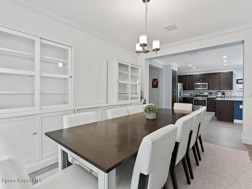 11798 SW Waterford Isle Way, Port St. Lucie, FL 34987