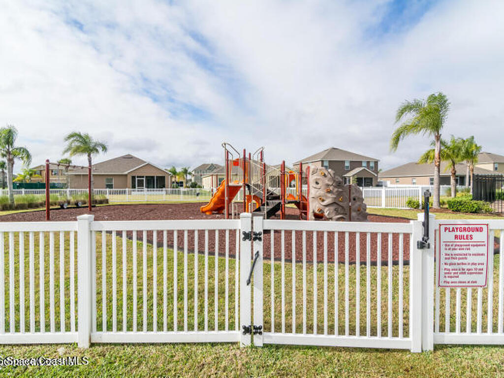 2058 Snapdragon Drive, Palm Bay, FL 32907