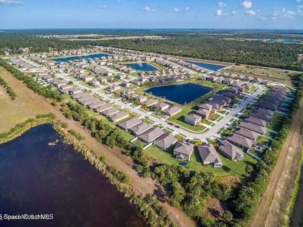 2058 Snapdragon Drive, Palm Bay, FL 32907