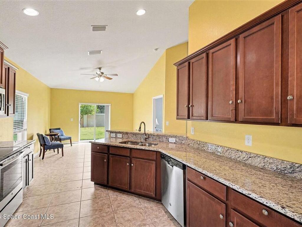 2058 Snapdragon Drive, Palm Bay, FL 32907