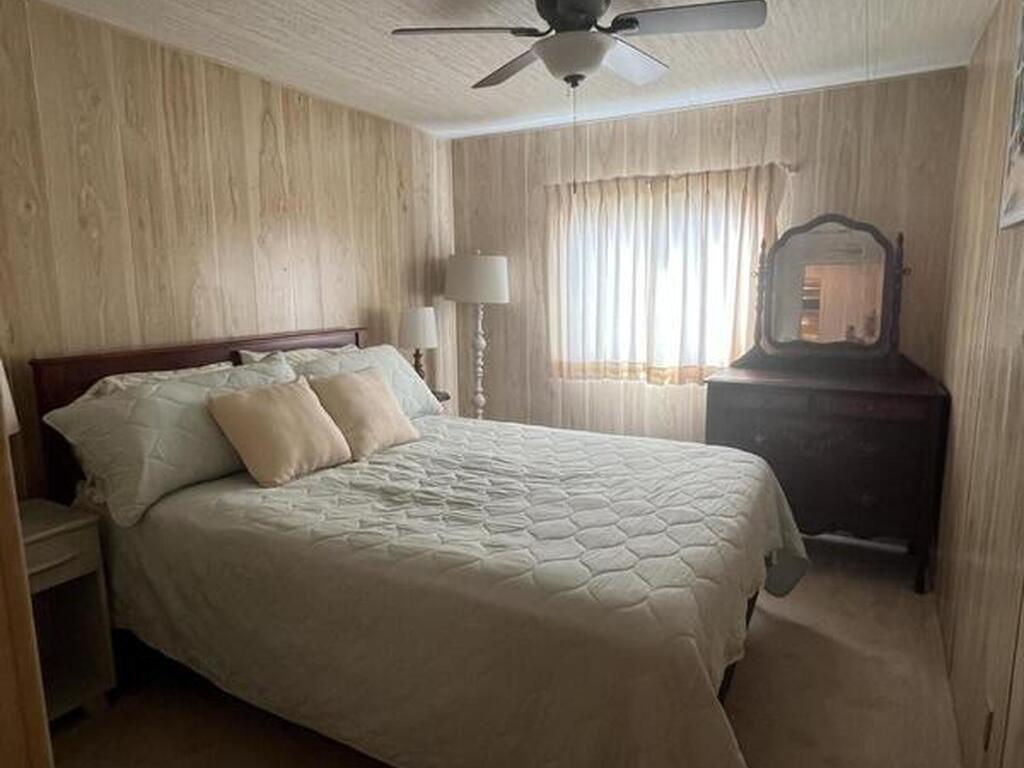 5380 Bannock Street, Micco, FL 32976