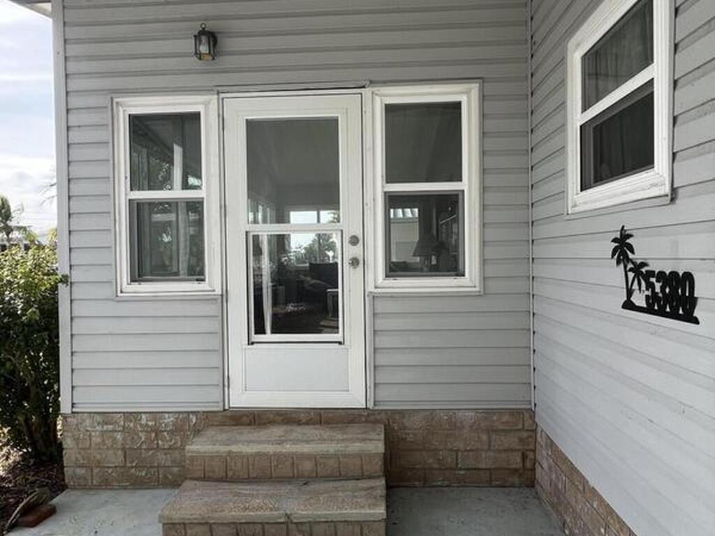 5380 Bannock Street, Micco, FL 32976