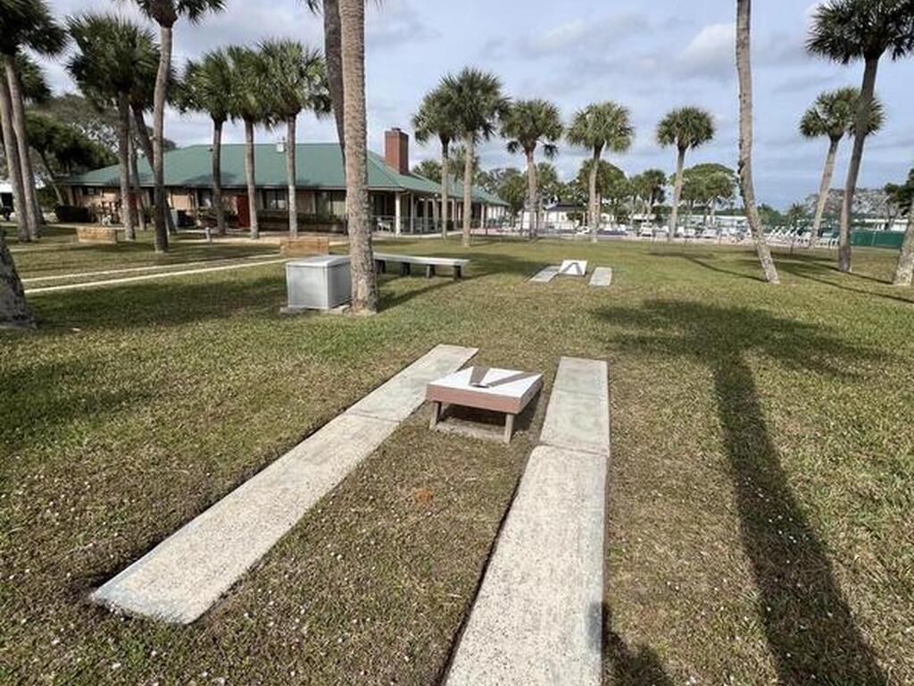 5380 Bannock Street, Micco, FL 32976