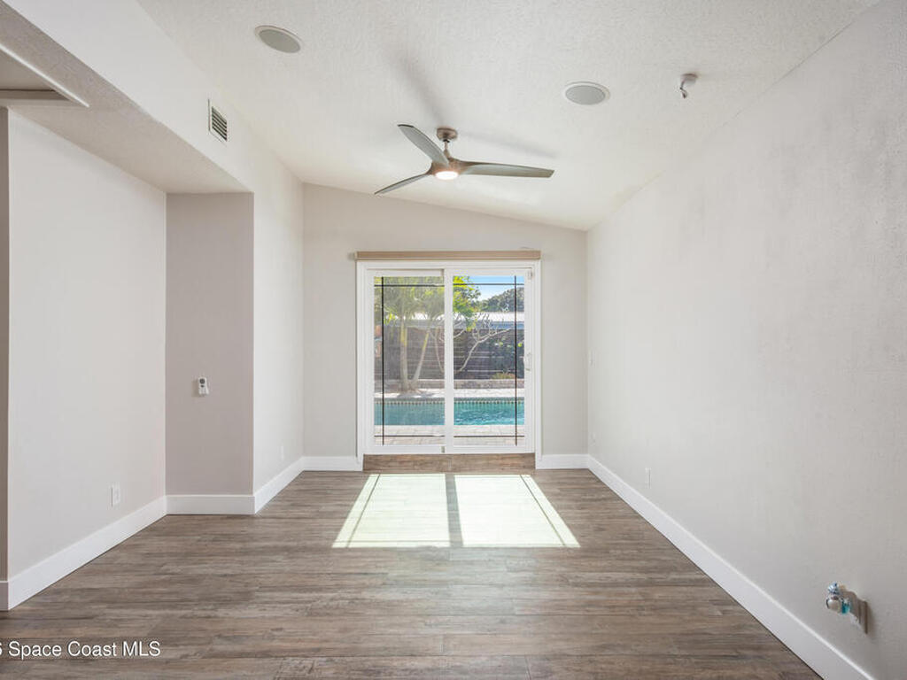 331 Avenida Del Sol Avenue, Indialantic, FL 32903