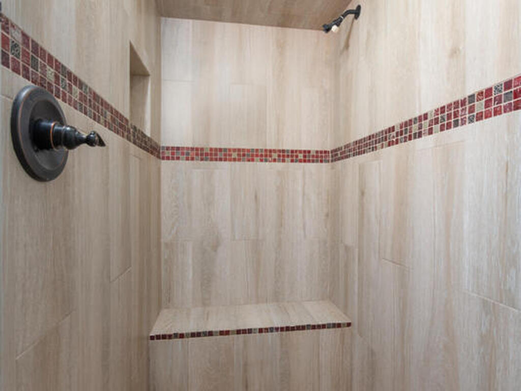 331 Avenida Del Sol Avenue, Indialantic, FL 32903