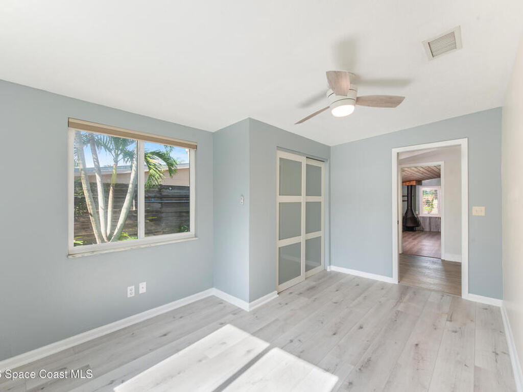 331 Avenida Del Sol Avenue, Indialantic, FL 32903