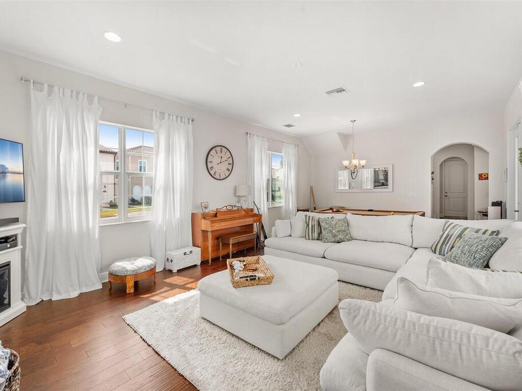 8078 Gullen Drive, Melbourne, FL 32940