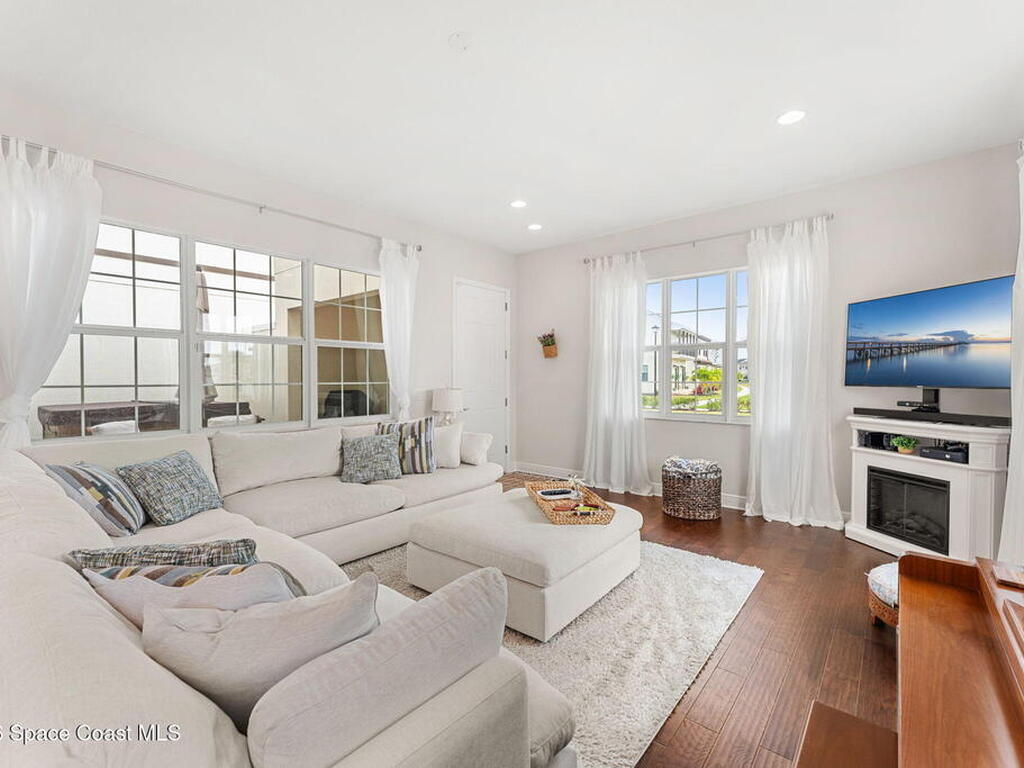 8078 Gullen Drive, Melbourne, FL 32940