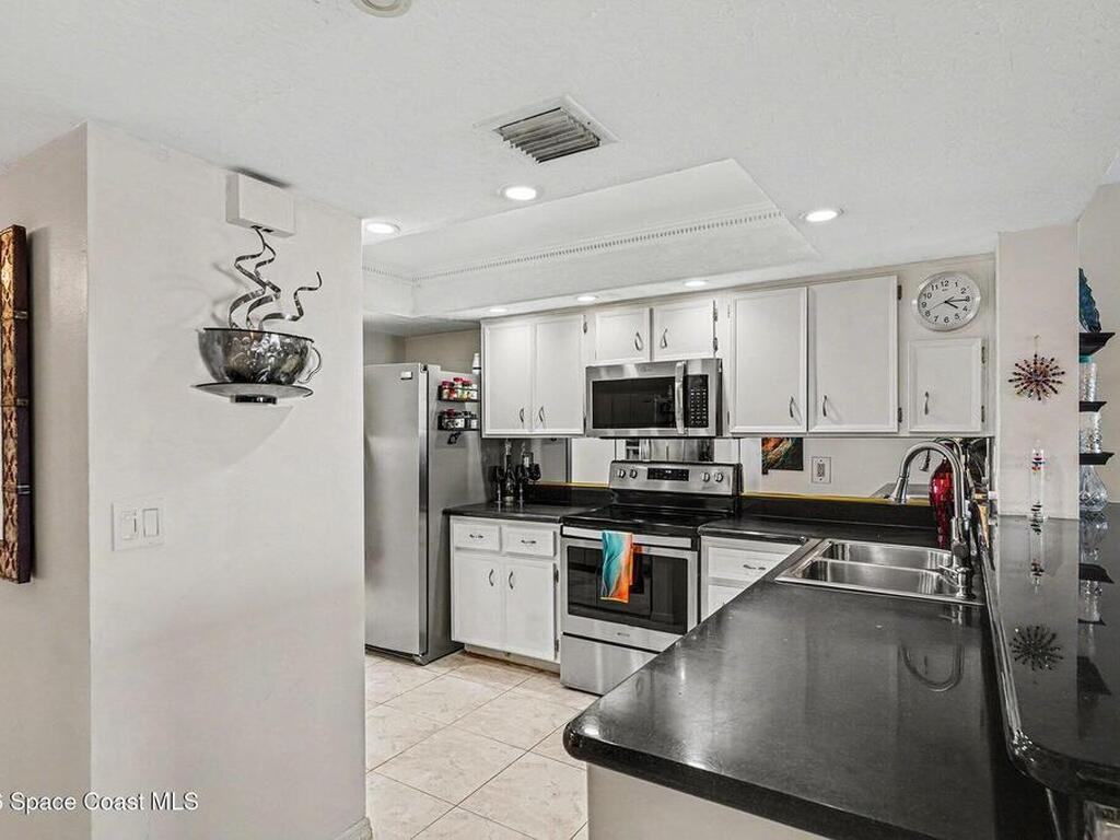 830 N Atlantic Avenue, Cocoa Beach, FL 32931