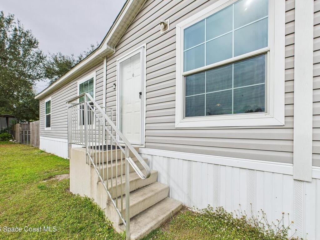 1948 Robi Circle, Titusville, FL 32796