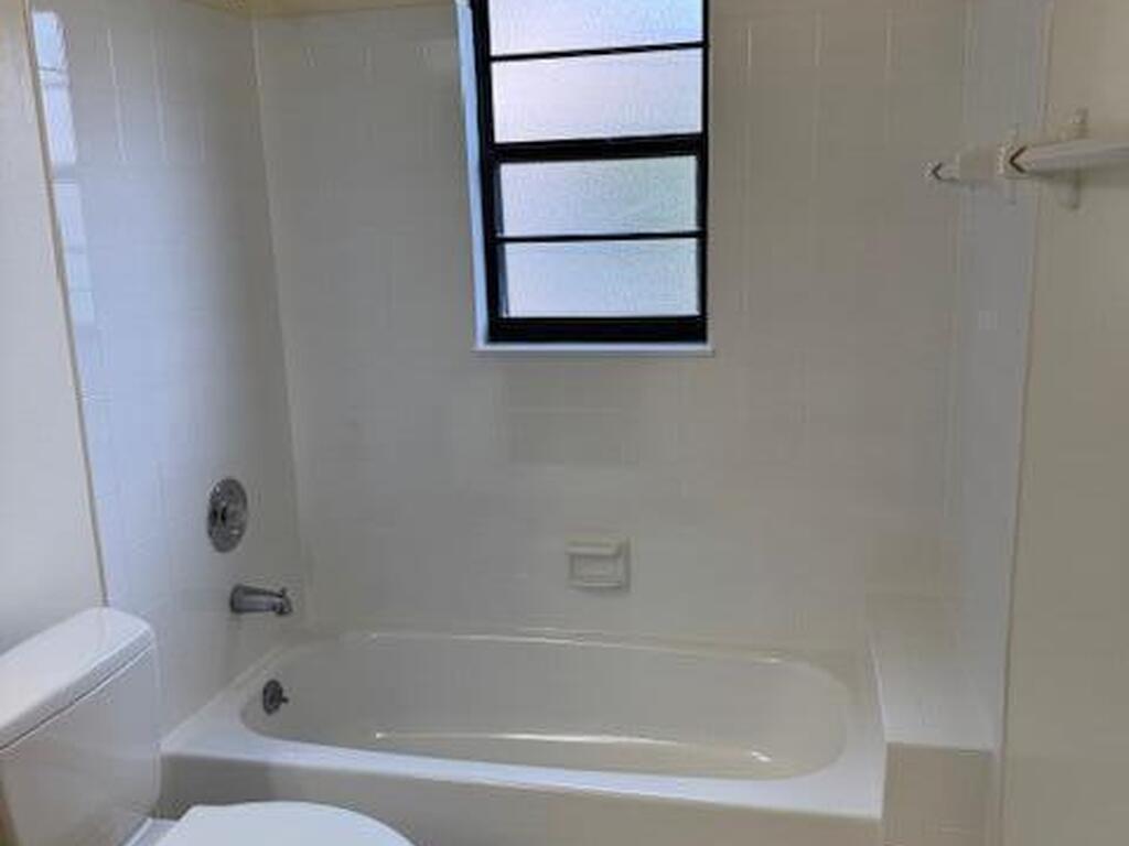 810 Ridge Lake Drive, Melbourne, FL 32940