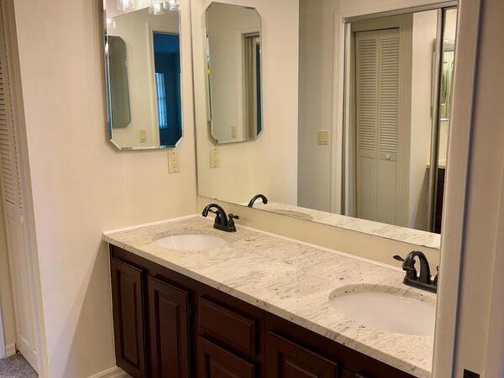 810 Ridge Lake Drive, Melbourne, FL 32940