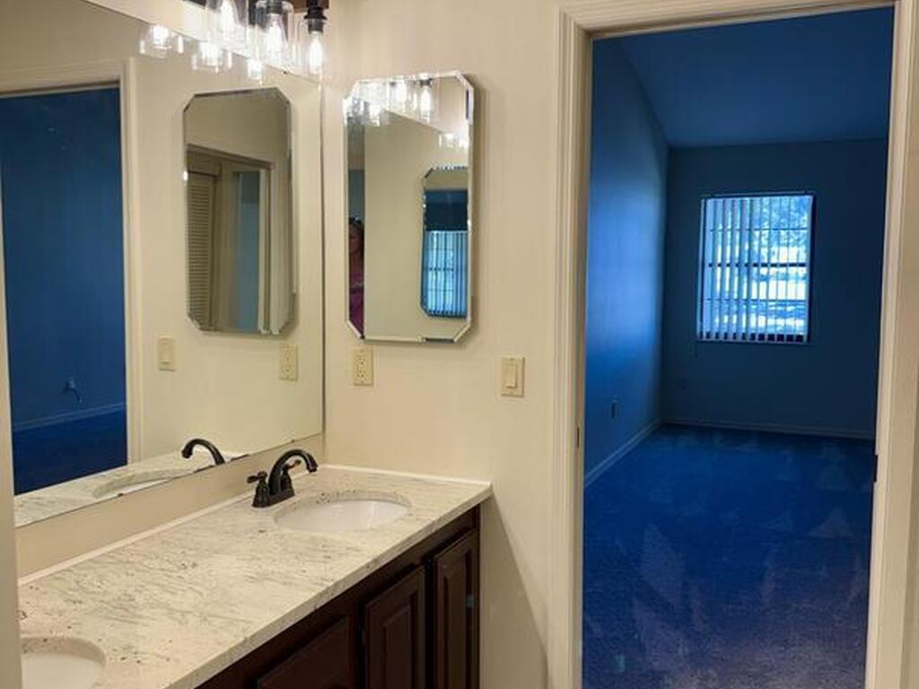 810 Ridge Lake Drive, Melbourne, FL 32940