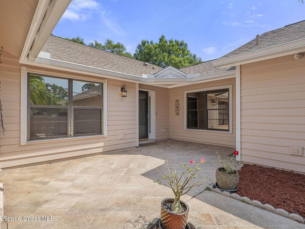 810 Ridge Lake Drive, Melbourne, FL 32940