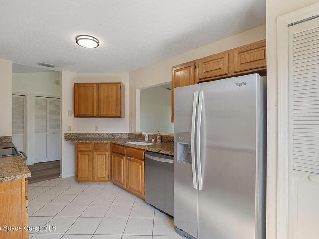 810 Ridge Lake Drive, Melbourne, FL 32940