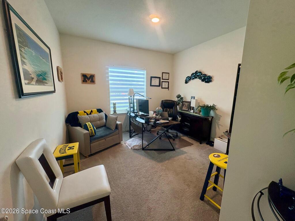 8352 Laguna Circle, Micco, FL 32976