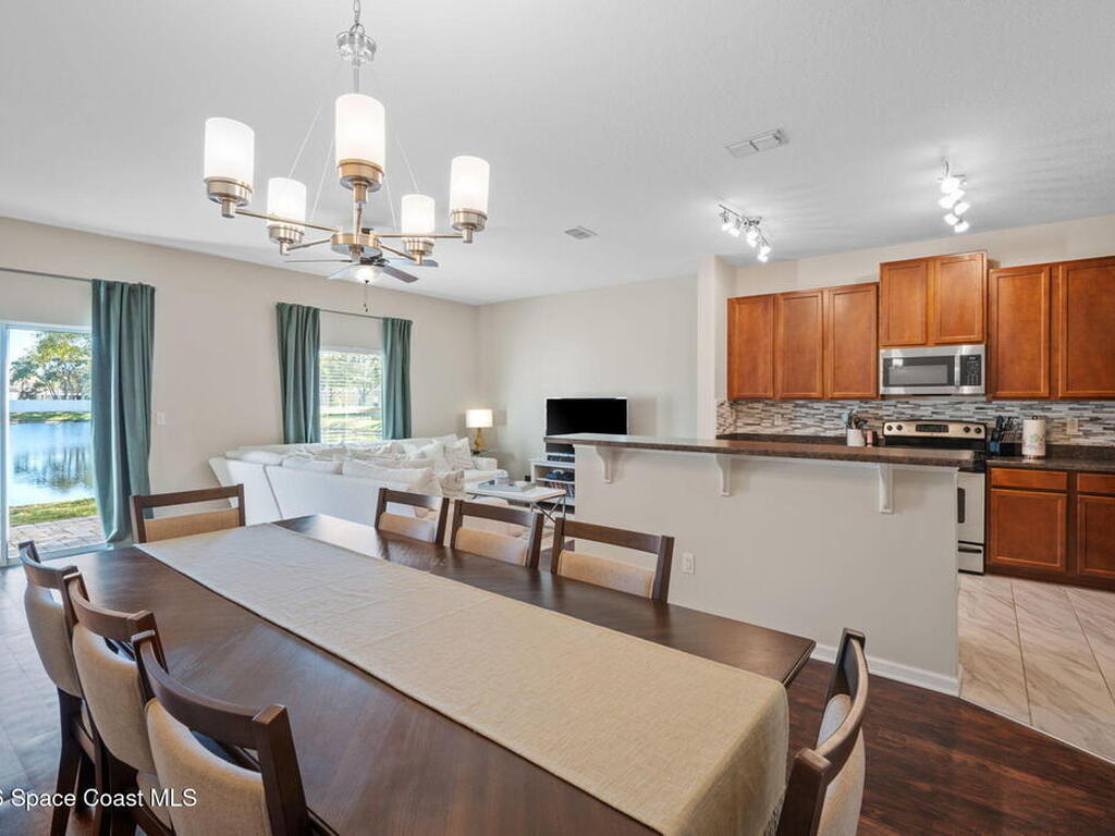 2550 Revolution Street, Melbourne, FL 32935