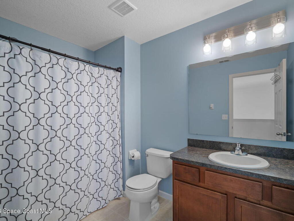 2550 Revolution Street, Melbourne, FL 32935