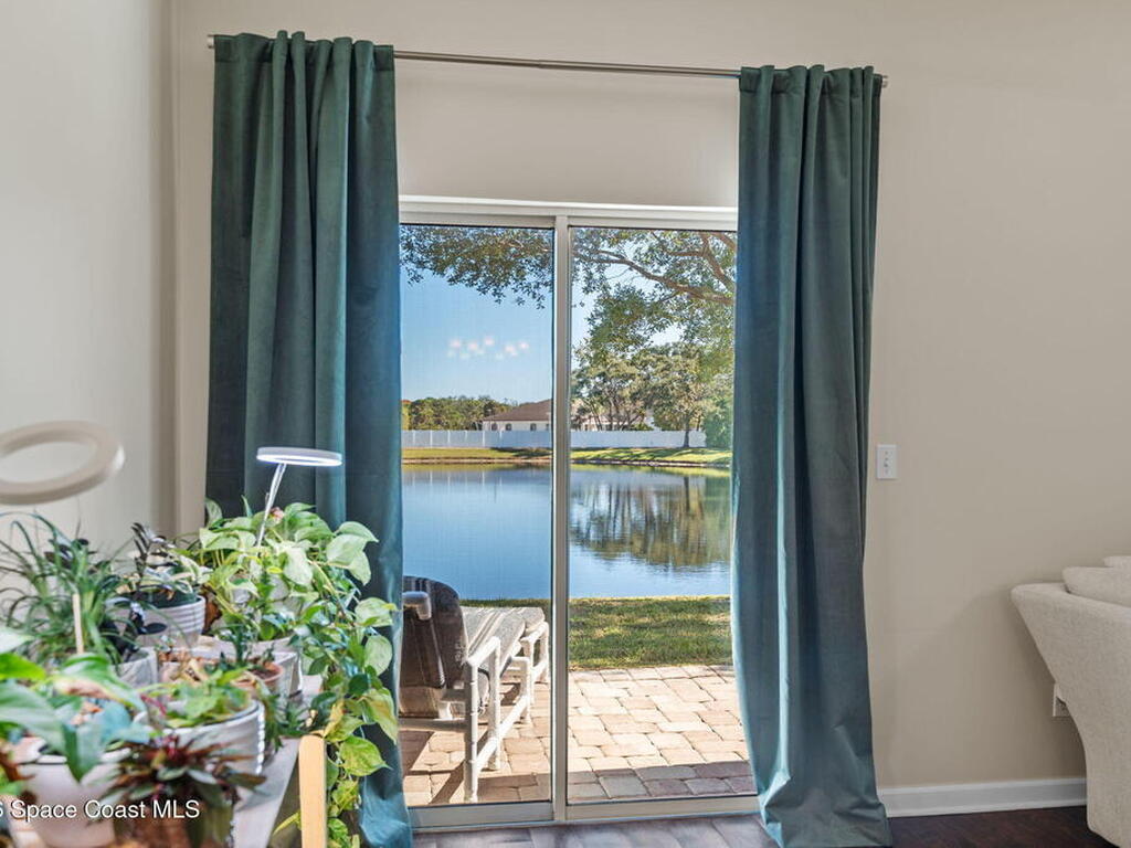 2550 Revolution Street, Melbourne, FL 32935