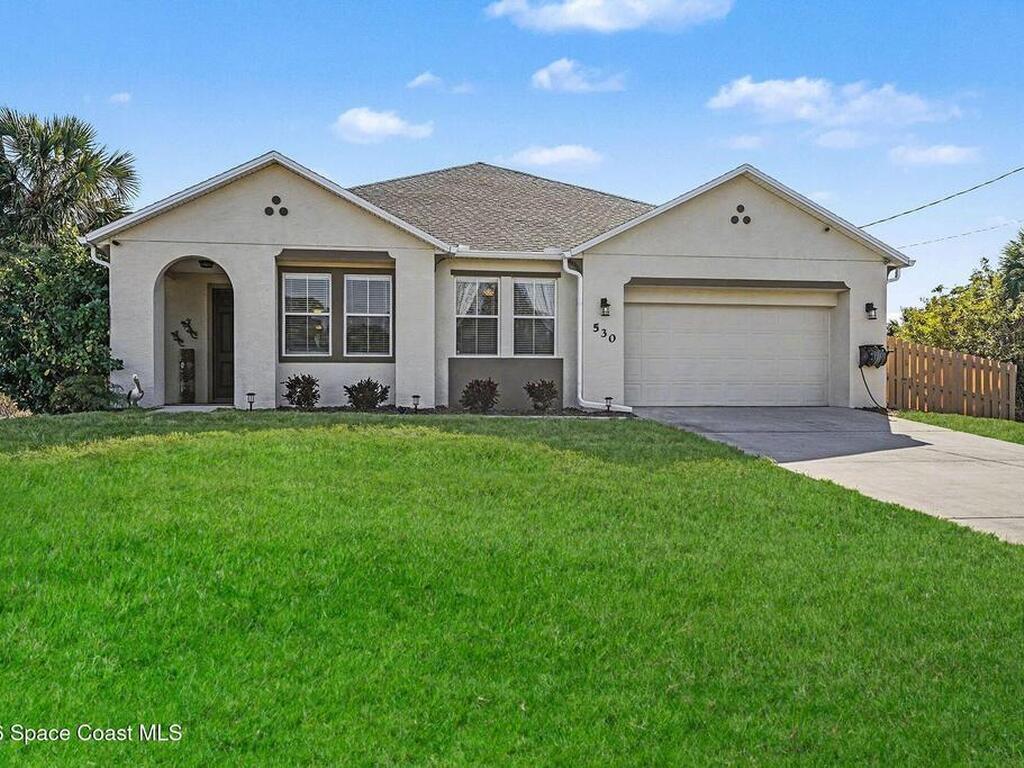 530 Saint Andre Boulevard, Palm Bay, FL 32908