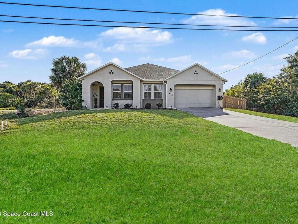530 Saint Andre Boulevard, Palm Bay, FL 32908