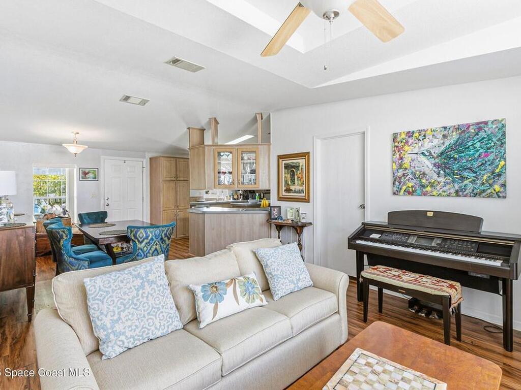 427 Horseshoe Bend Circle, Cocoa, FL 32926