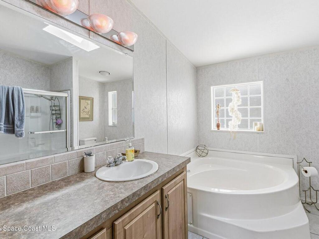 427 Horseshoe Bend Circle, Cocoa, FL 32926