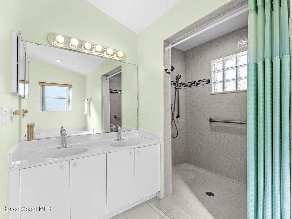 4250 Pine Street, Cocoa, FL 32926