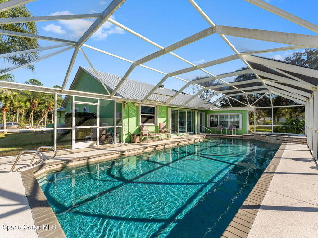 4250 Pine Street, Cocoa, FL 32926