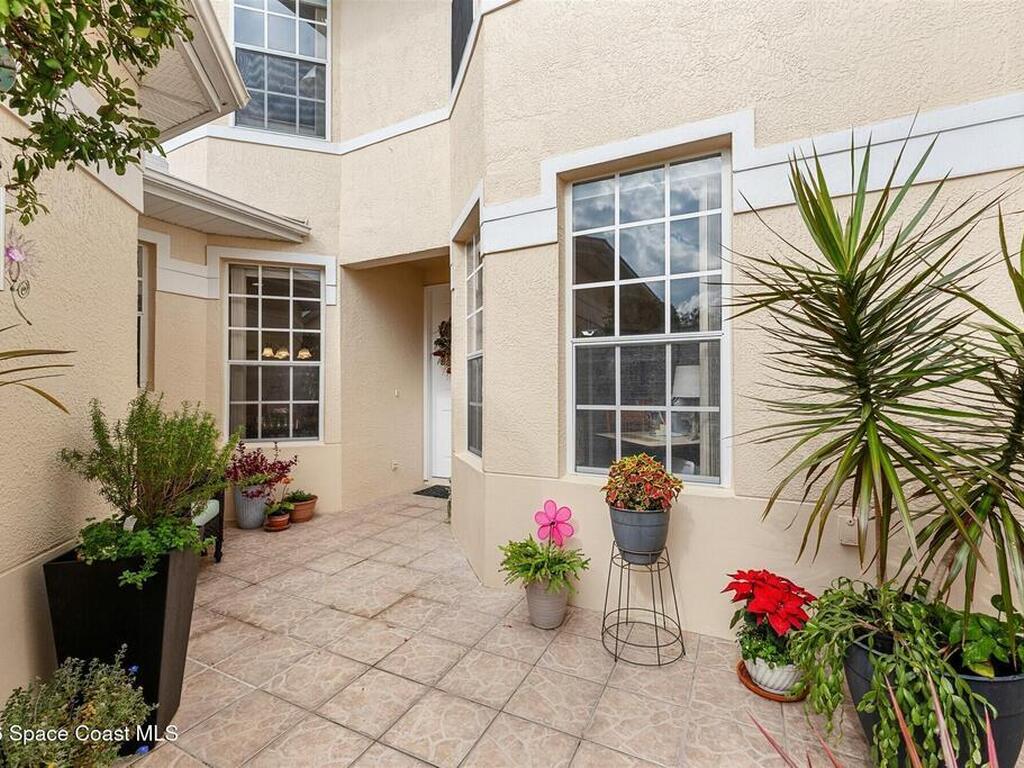 1120 Royal Fern Drive, Melbourne, FL 32940