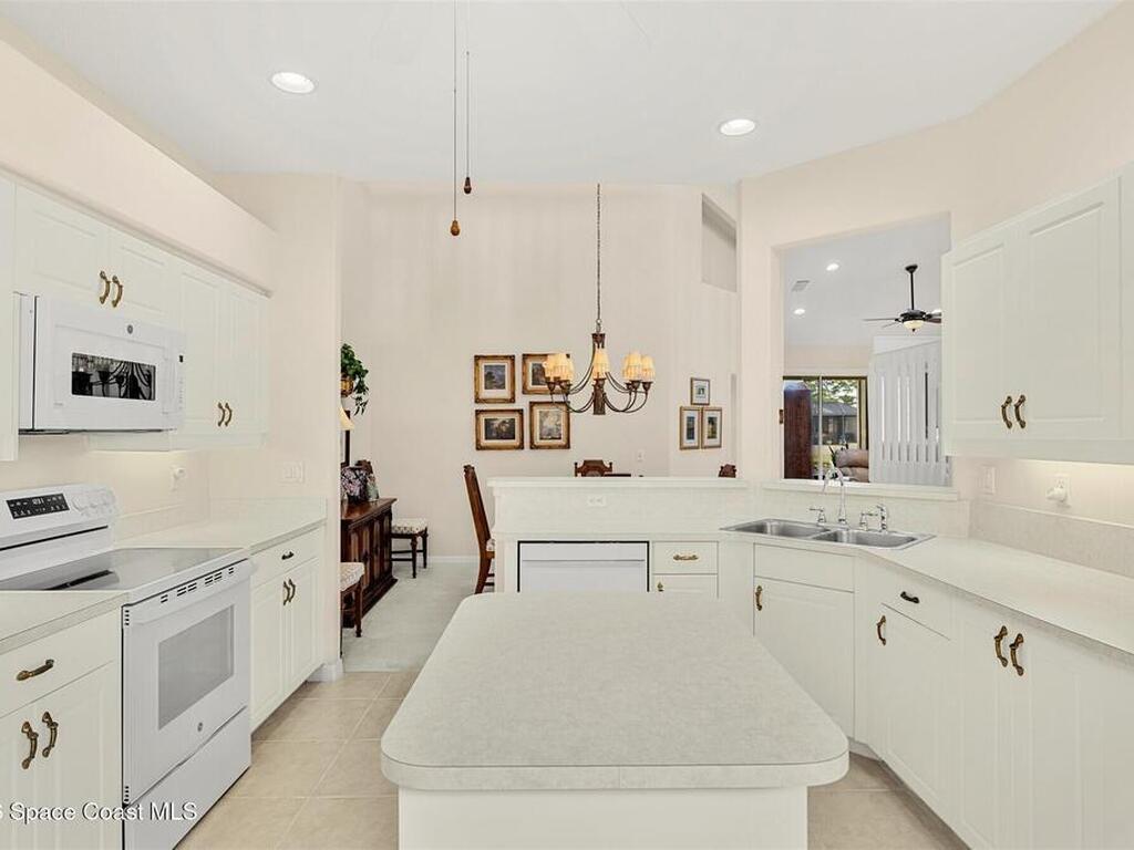 1120 Royal Fern Drive, Melbourne, FL 32940