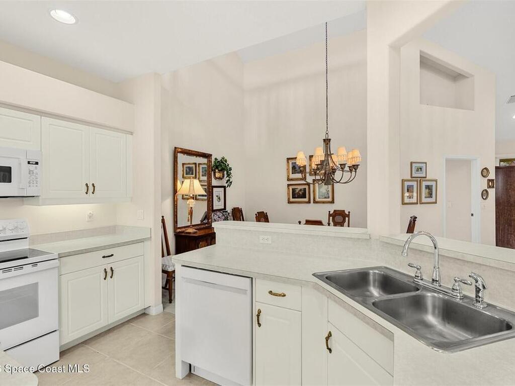 1120 Royal Fern Drive, Melbourne, FL 32940